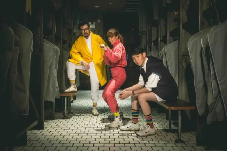 genie records ปัดฝุ่น ฟื้นโปรเจกต์ “Showroom” ในรอบ 12 ปี เปิดตัววงดนตรีสีสันจัดจ้าน “The Dai Dai” ปล่อย “หากค่ำคืน” พิสูจน์ฝีมือ
