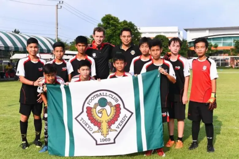 โรงเรียนนานาชาติ แอสคอต ฉลองความร่วมมือกับสโมสรฟุตบอล Tokyo Verdy FC
