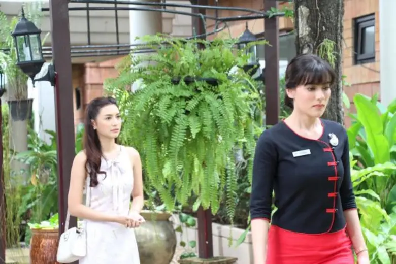 เรื่องย่อ: บ่วงหงส์