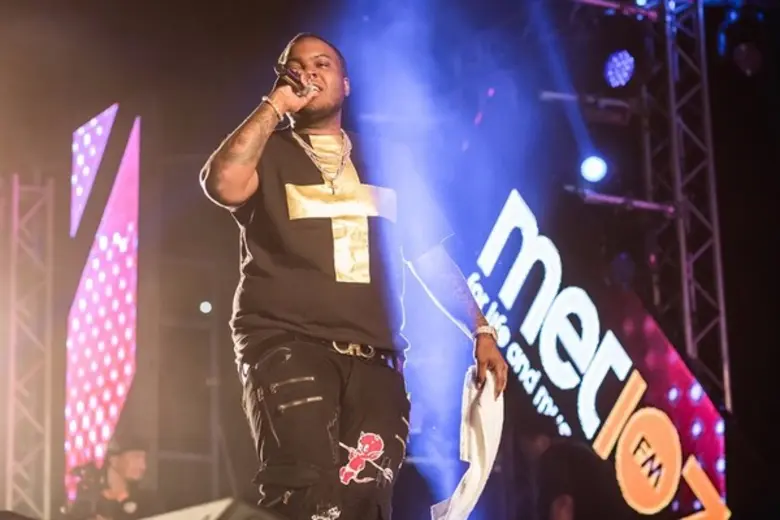 ระเบิดความมันกับ Sean Kingston ใน 'MET107 Presents MET FEST 2017 Night Vibe on the Street : DJ ONO DJAYBUDDAH AND FRIENDS'