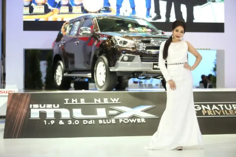 อีซูซุส่งรถใหม่ “The New Isuzu MU-X” และ “อีซูซุดีแมคซ์ ไฮแลนเดอร์ รุ่น Limited” นำทัพลุยงานมอเตอร์โชว์ ครั้งที่ 38