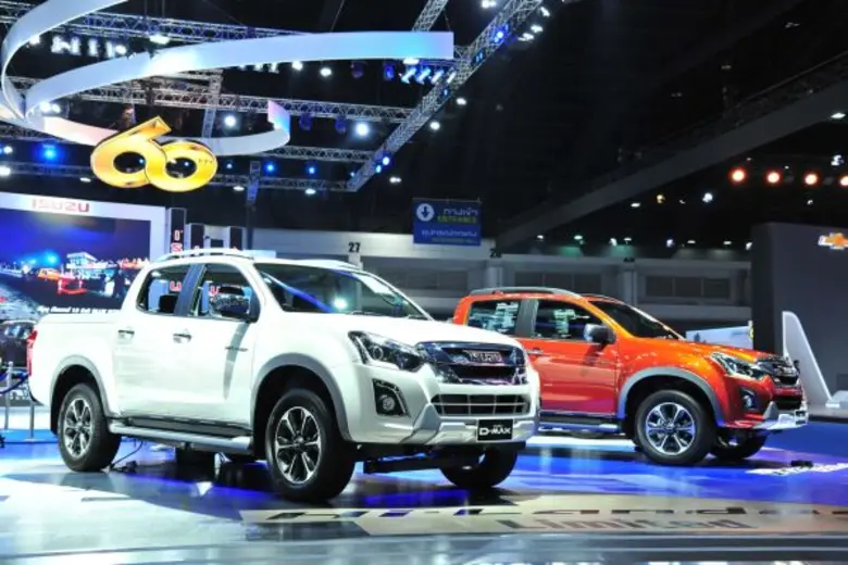 อีซูซุส่งรถใหม่ “The New Isuzu MU-X” และ “อีซูซุดีแมคซ์ ไฮแลนเดอร์ รุ่น Limited” นำทัพลุยงานมอเตอร์โชว์ ครั้งที่ 38