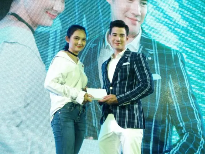 มาริโอ้ – เจเจ โชว์ความเป็นรุ่นพี่ เปิดตัว “โมโก ไลฟ์” แอพลิเคชั่นที่จะทำให้ทุกคน เป็น ซูปตาร์