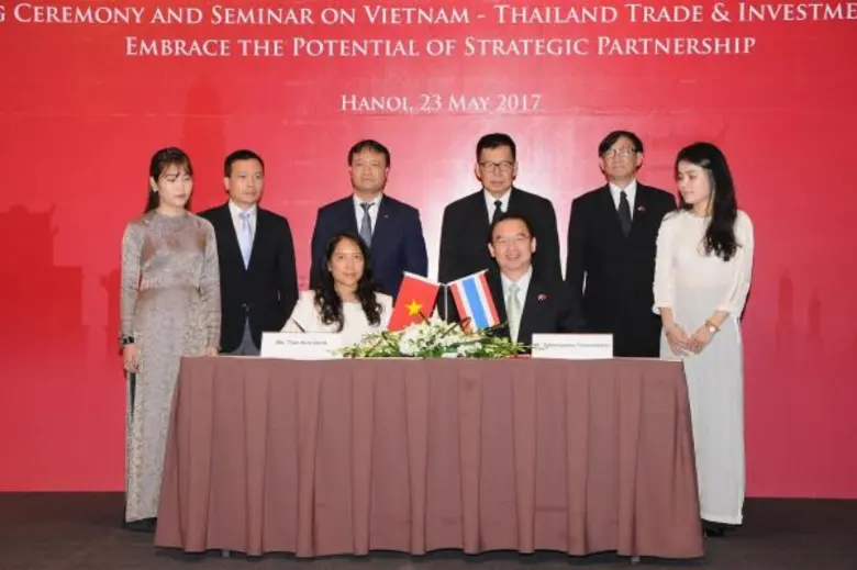 Photo Release: KBank supports Thailand-Vietnam trade and investment
