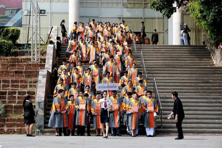 สถาบันการบินพลเรือน ร่วมพิธีพระราชทานปริญญาบัตร ประจำปีการศึกษา 2559