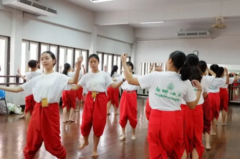 4 บริษัทเครือสหพัฒน์ สนับสนุนโครงการ “นาฏศิลป์ไทยสู่เยาวชน พัฒนศิลป์สร้างคน สืบทอดวัฒนธรรมไทย” ต่อเนื่องปีที่ 2 สานต่อ “เครือสหพัฒน์เพื่อสังคม ประชารัฐร่วมใจ”