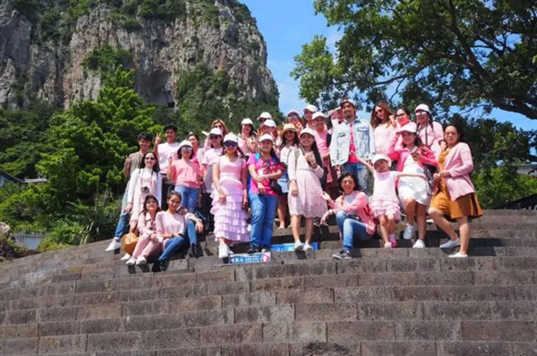 บอส “มะปราง” สายเปย์ พาเยือนเกาหลี ฟรียกทริป สนุกยกก๊วน