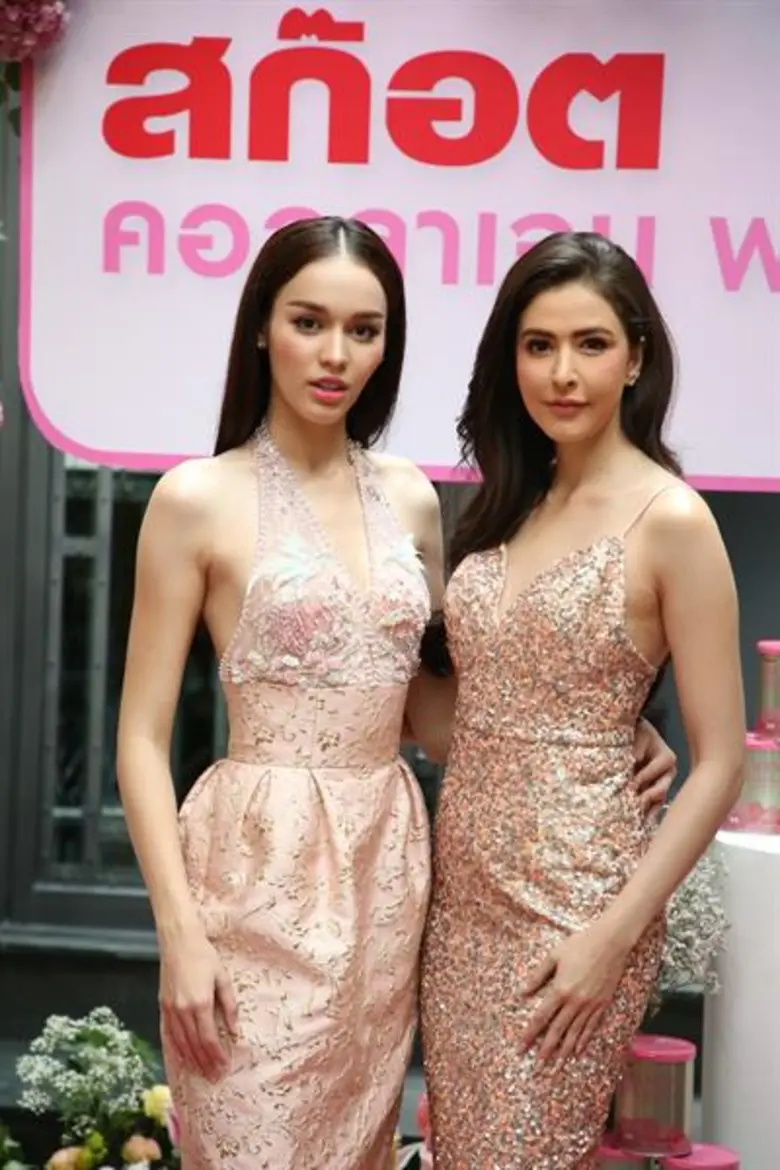 “ริต้า – สกาย” สวยสมฉายา ควีน ออฟ บิวตี้ จูงมือกันขึ้นแท่นพรีเซ็นเตอร์ 'สก๊อต คอลลาเจน พลัส’ คอลลาเจนผงนวัตกรรมใหม่
