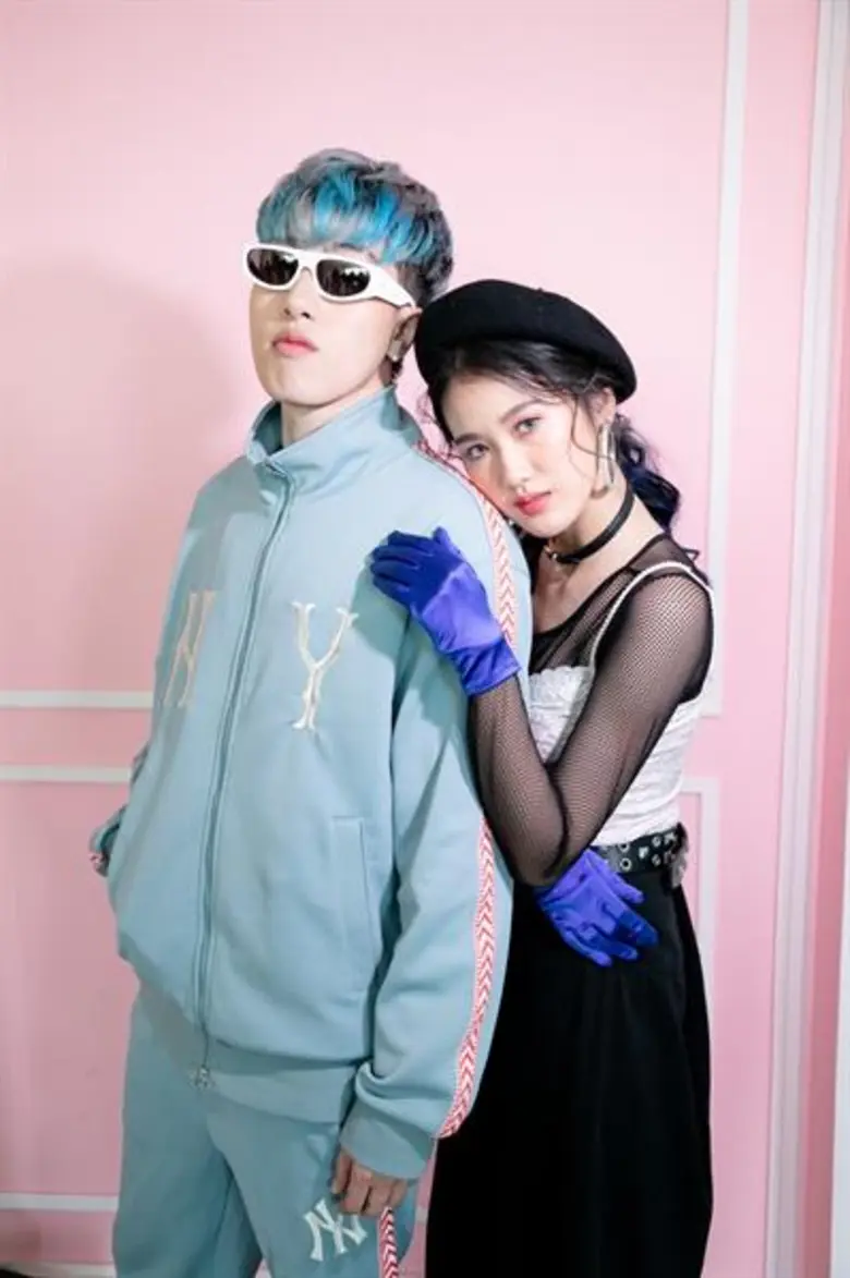 'นีน่า Gelato’ ปล่อยซิงเกิลล่าสุด 'เป็นไรกัน’ (144p) ปลื้มได้ร่วมงาน 'CD GUNTEE’ เขินจนไม่กล้ามองตา