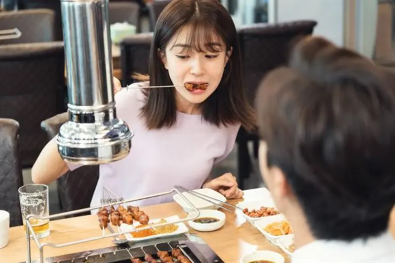 กระแสอาหารมาแรง!!! “โมโนแมกซ์” เสือปืนไว คว้าซีรีส์เกาหลี “Let’s eat วุ่นรักสาวนักกิน” สามซีซั่นฉายรวดเดียว