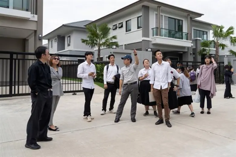 พฤกษาปั้นเด็กสถาปัตย์ เสริมทักษะด้านการออกแบบ พาลุยไซส์งานจริง ต่อยอดการเรียนรู้นอกห้องเรียน
