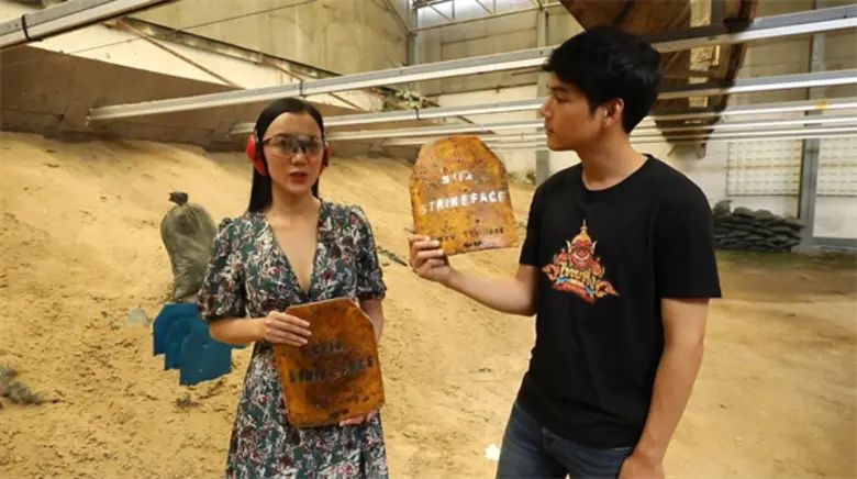 ทีวีไกด์: รายการ "ไทยทึ่ง" “นิกกี้” พาทึ่งฝีมือคนไทย “เสื้อเกราะกันกระสุนจากรังไหม” ตัวแรกของโลกที่ใช้วัสดุธรรมชาติ จ.ขอนแก่น