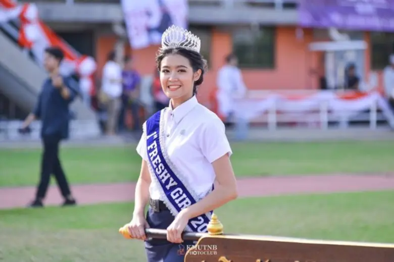 “คะแนน”สาวสวยคณะพัฒนาธุรกิจและอุตสาหกรรม ดีกรีรองอันดับ 1 "ดาวมหา'ลัย"