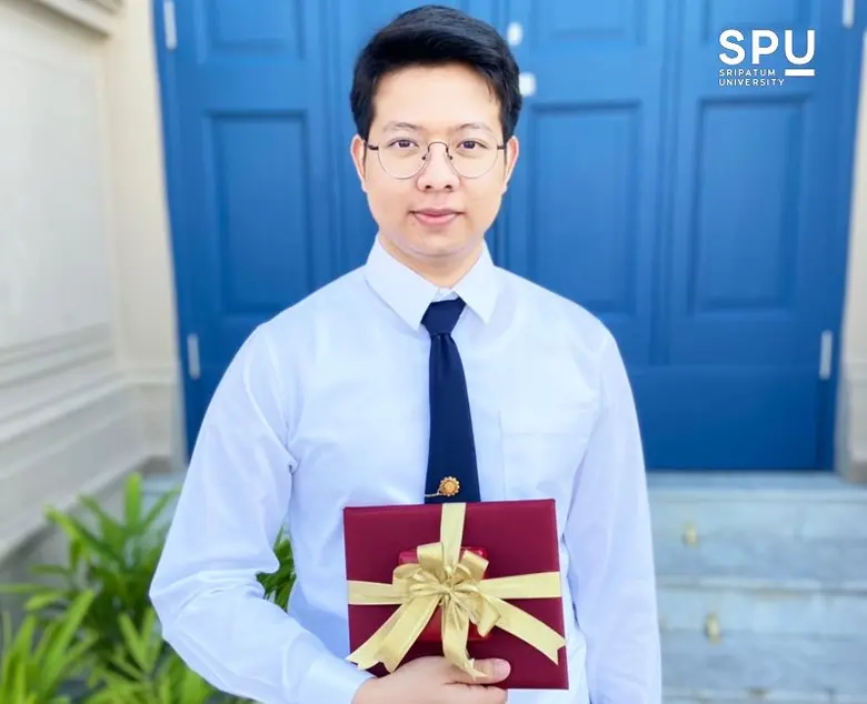 น.ศ.วิศวะ ม.ศรีปทุม ได้รับรางวัลพระราชทาน เหรียญรางวัลเรียนดี ปี2563