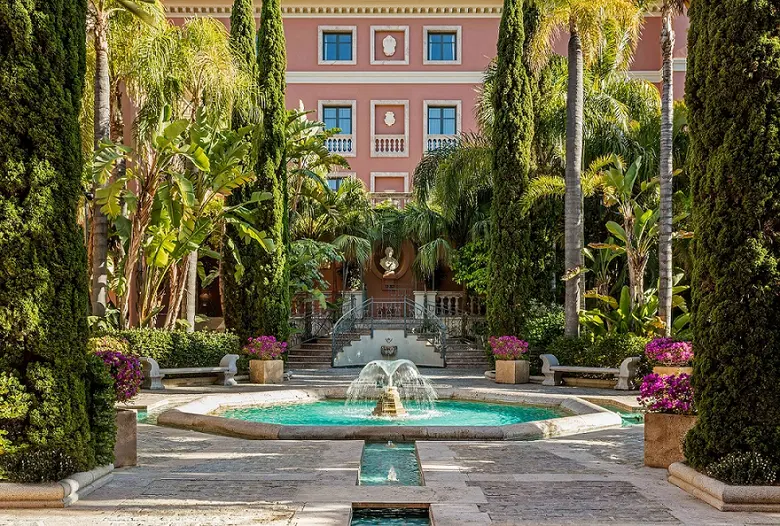 Unlocking Excellence: Anantara Villa Padierna Recognised in Inaugural Michelin Key Guide in Spain