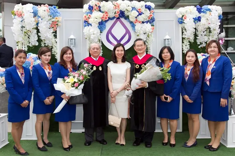 Photo Release: Chartsiri Sophonpanich receives honorary doctorate degree from Rangsit University