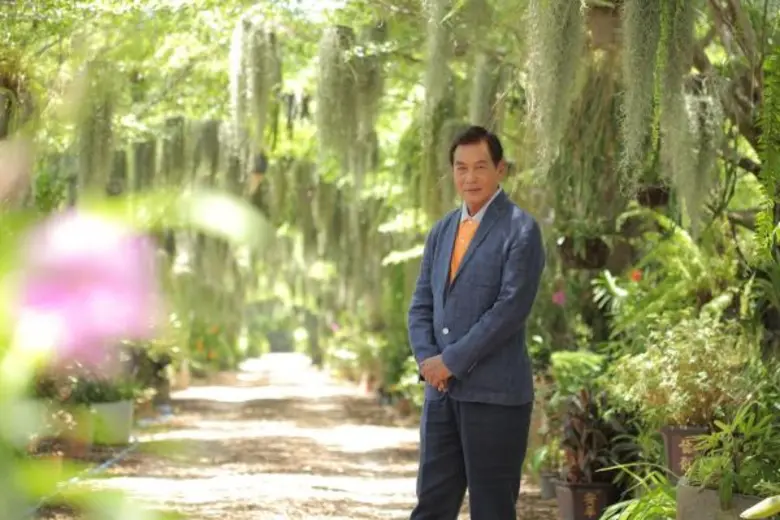 หนิง นิรุตติ์ ศิริจรรยา พิธีกรรายการ " ชว...