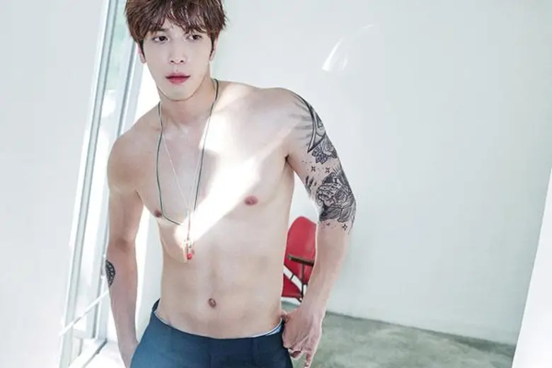 ยงฮวา ทวีตตอบแฟนไทย อดใจรออีกนิด พี่มาแน่...