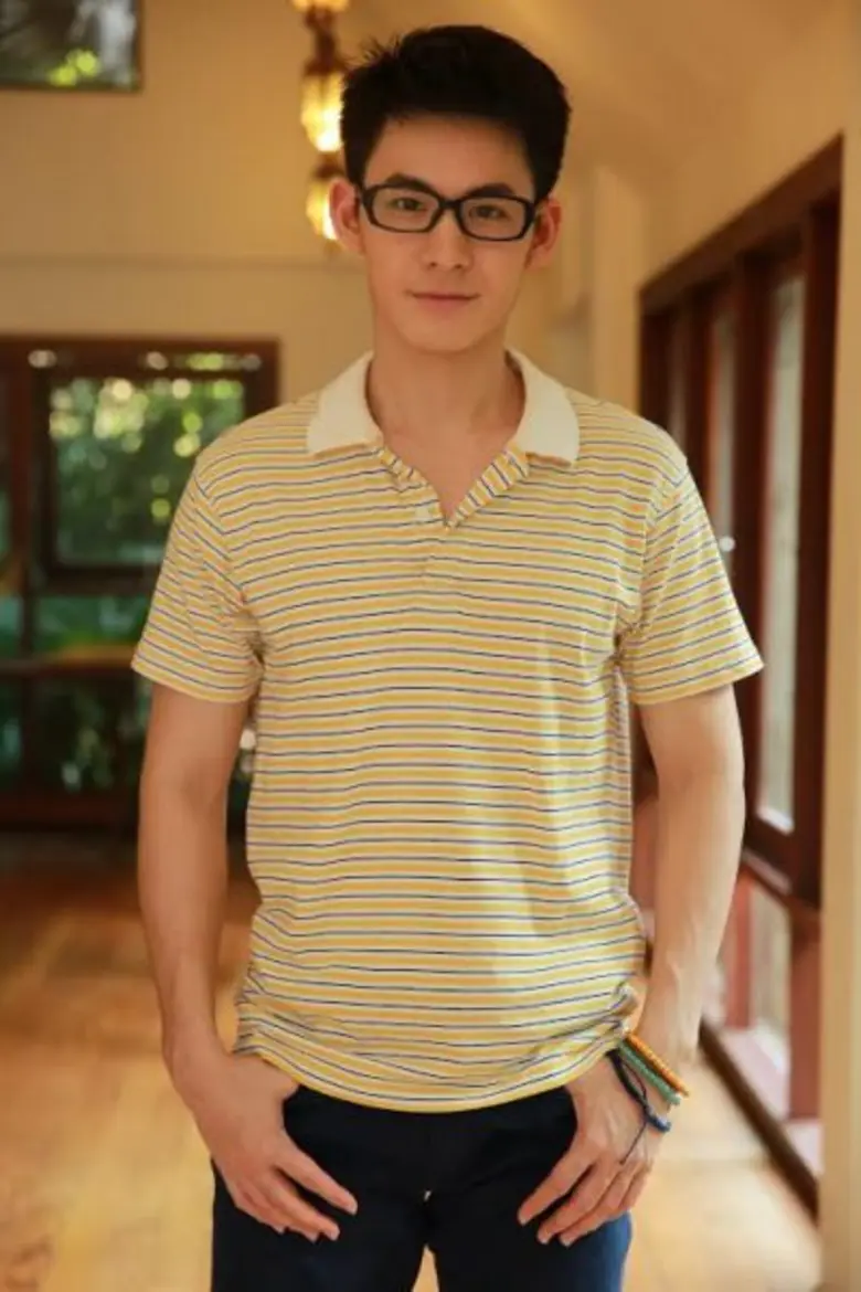 คุ้นหน้าคุ้นตากันดีกับการเล่นบทวัยรุ่นหน้...