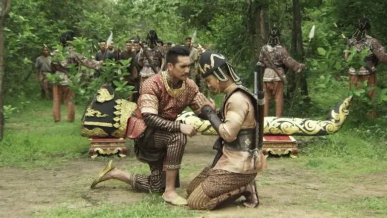 “ร้องไห้หนักมาก” เต้ย พงศกร “กลับบ้านปวดหัว 3 วัน” ยอมรับฉาก “พระเจ้าเสือสั่งตัดคอประหารชีวิตพันท้ายนรสิงห์” สุดพีค