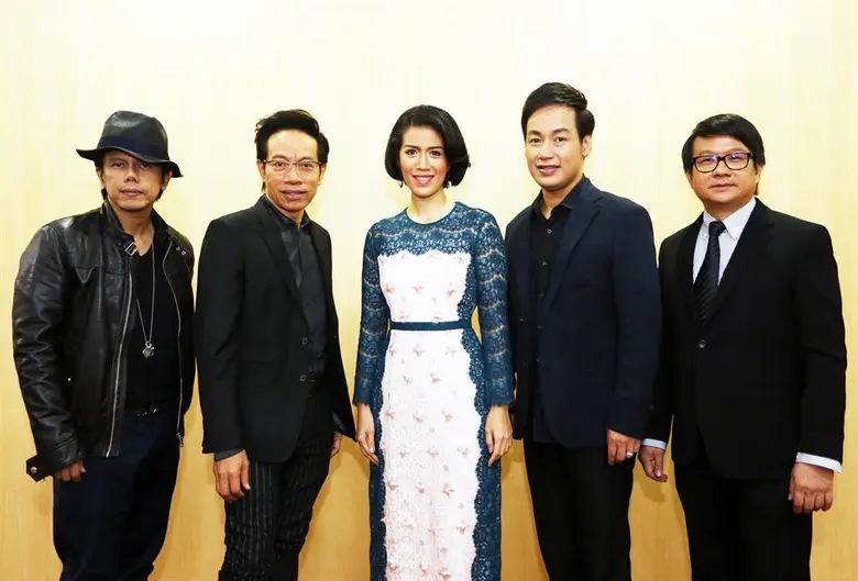 ได้รับการทาบทามให้มานั่งแท่นเป็นคณะกรรมกา...