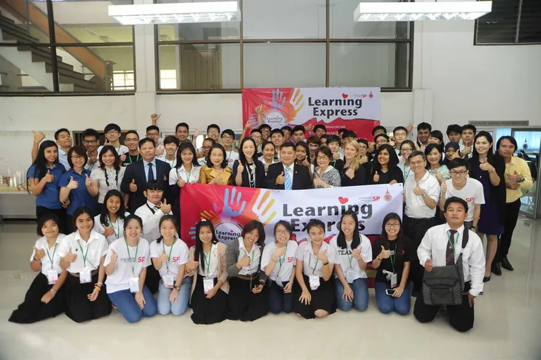 Learning Express โครงการผ่านกิจกรรม มทร.ธัญบุรี เข้าสู่ AEC อย่างเต็มตัว