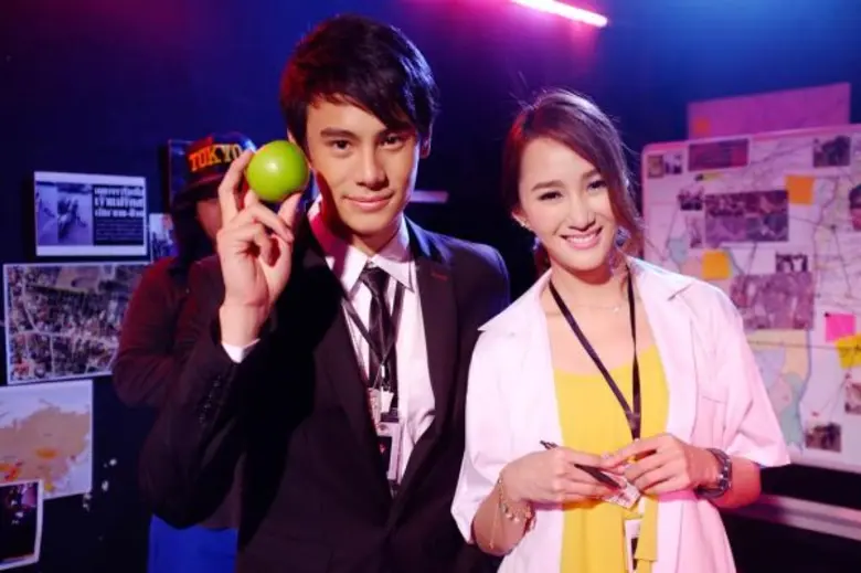 บทประพันธ์ : พฤกษ์ เอมะรุจิ กำกับการแสดง ...