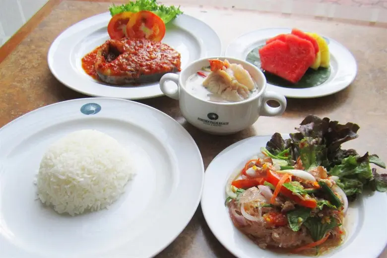 โรงแรมจอมเทียนปาล์มบีชรีสอร์ท พัทยา ขอนำเ...