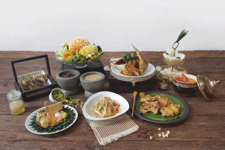 โปรโมชั่น มา ๓ จ่าย ๒ ฉลองเปิด “บุฟเฟ่ต์สาวสยาม” หลากหลายสำรับไทยตำรับโบราณ ณ โรงแรมหัวช้าง เฮอริเทจ กรุงเทพฯ