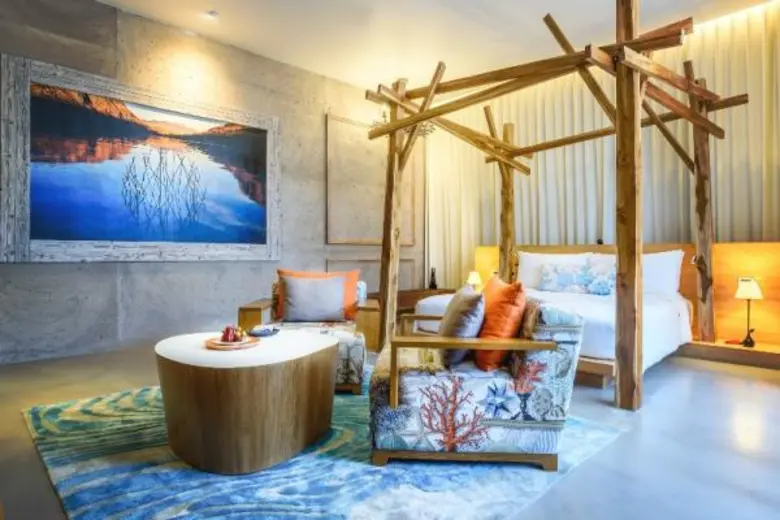 โรงแรมโซ โซฟิเทล หัวหิน รีสอร์ทริมชายหาดส...