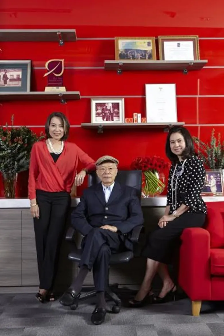 ตำนานเซียงเพียว ตำรับสมุนไพรที่อยู่คู่คนไทยมาเกือบ 60 ปี