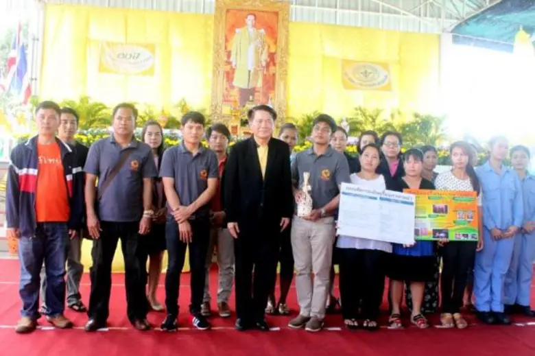นายแพทย์อำนวย กาจีนะ อธิบดีกรมควบคุมโรค พ...