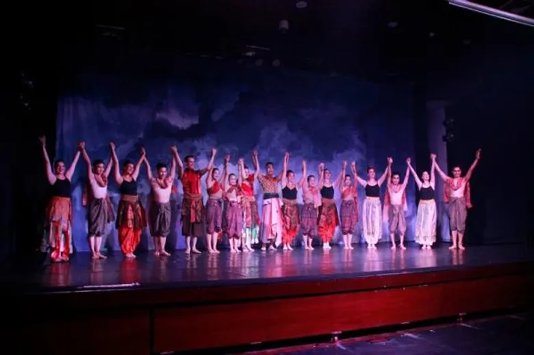 SSRU : สาขาวิชาศิลปะการละคร’สวนสุนันทา จับมือ Kent State University จัดกิจกรรม East Meet West : Stage Performance in Thailand