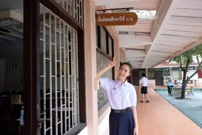 ทีวีไกด์: รายการ “รถโรงเรียน High School Reunion” “มุก” รำลึกความหลัง จุดเริ่มต้นเป็นนักร้อง