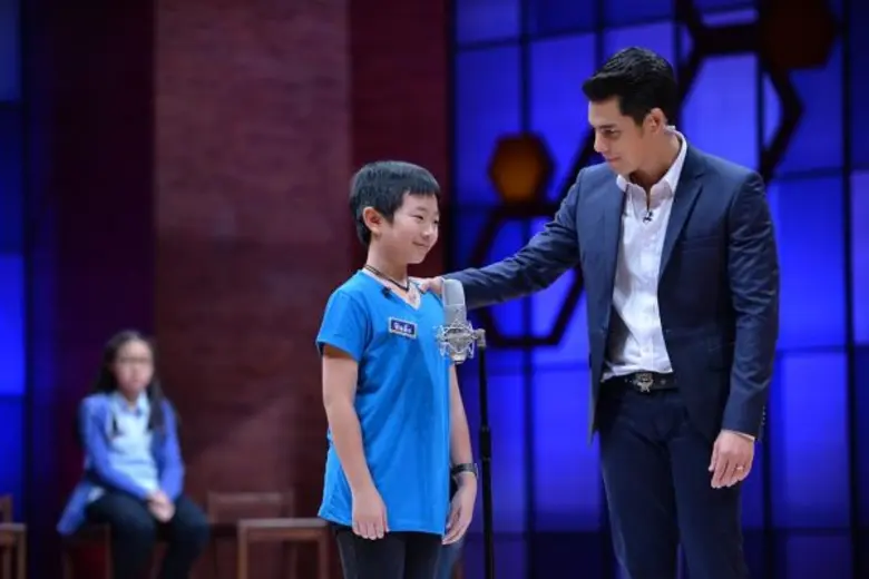 ทีวีไกด์: รายการ “เก่งคิด พิชิตคำ Spelling Star” “ซี – ศิวัฒน์” โอด “พิธีกรรายการภาษาไทย เป็นโจทย์ยาก” พร้อมชวนดูรายการ “เก่งคิด พิชิตคำ Spelling Star” รายการเวทีการแข่งขัน เพื่อคนรักภาษาไทย!!!