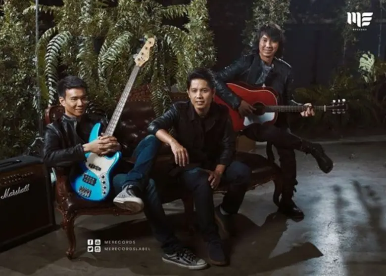 สตรอง!!กว่านี้ไม่มีอีกแล้ว มี เรคคอร์ด ขนทัพศิลปินไอคอนเตรียมเขย่าวงการเพลง