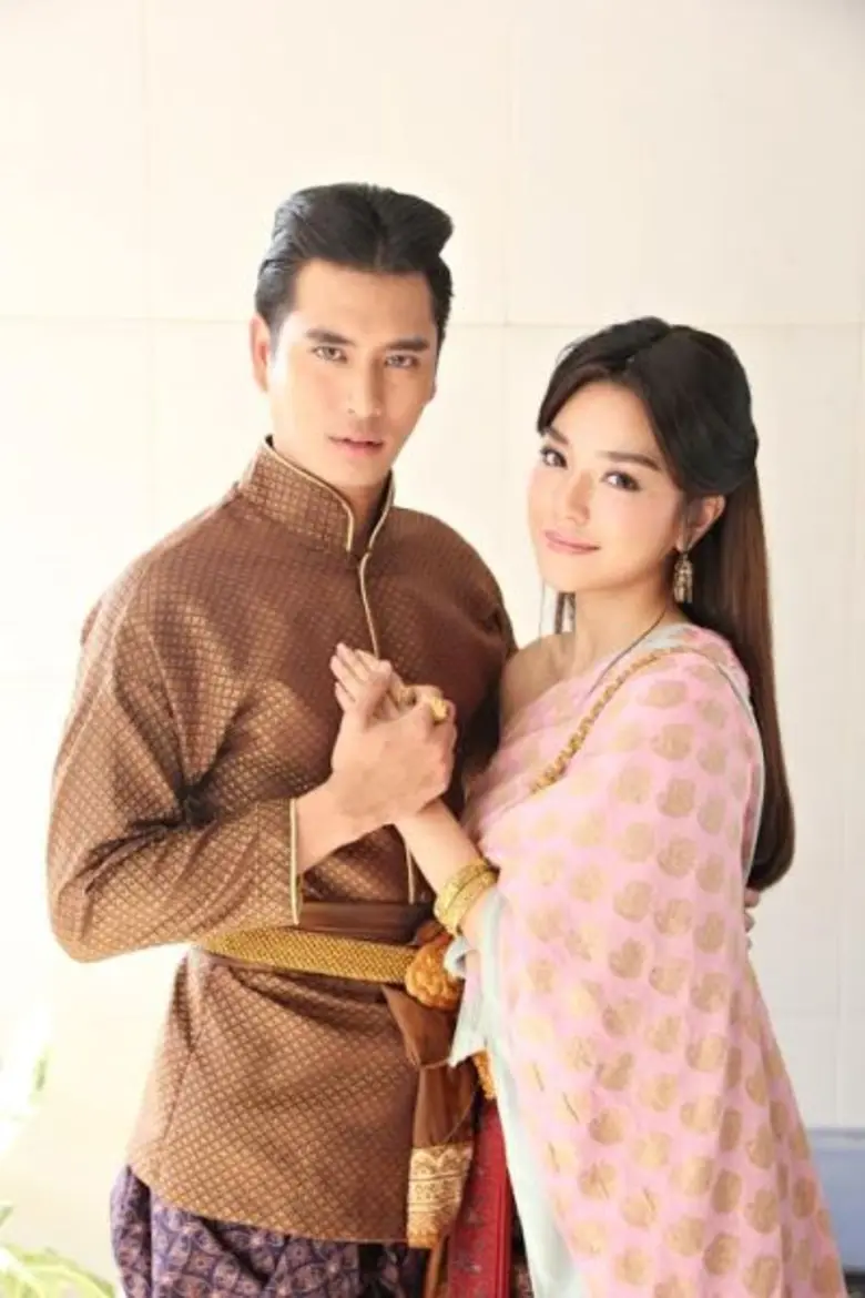 “ พี่หน่อง-อรุโณชา” เป็นปลื้ม จับ “โป๊ป-เบลล่า” ลงละครพีเรียดย้อนยุค ใน “บุพเพสันนิวาส”