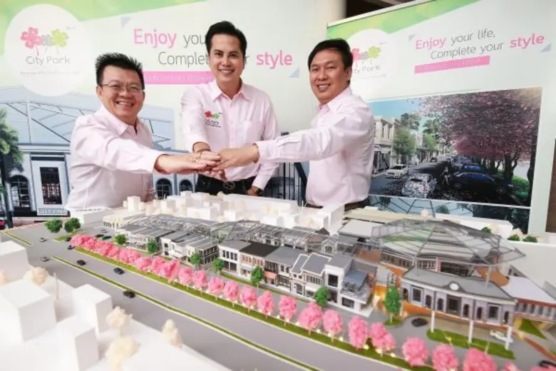 บริษัท วราพัฒนาทรัพย์ จำกัด นำโดย นายธนพั...