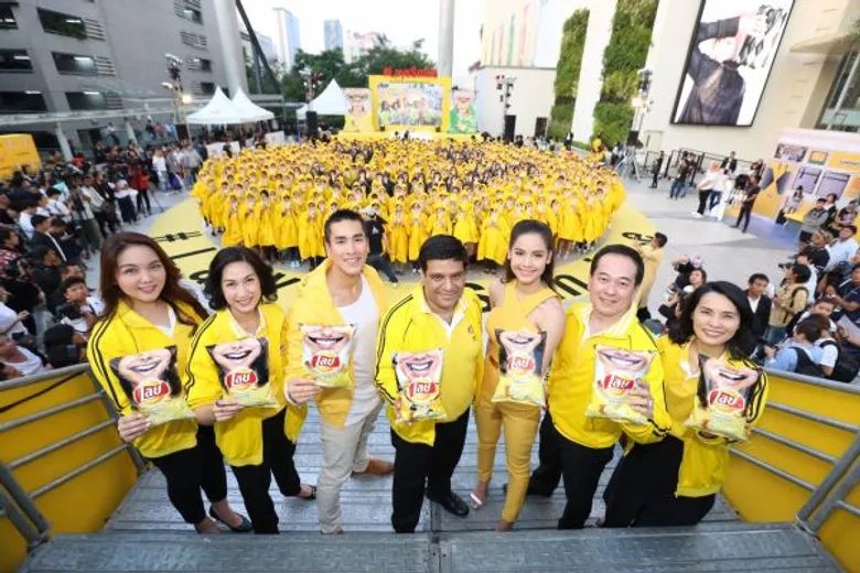 “เลย์” ฉลองความสำเร็จแคมเปญ “เลย์ สไมล์” ในโอกาสครบรอบ 20 ปี ผ่านการสร้าง “รอยยิ้ม” เลย์สไมล์ที่ใหญ่เป็นประวัติการณ์