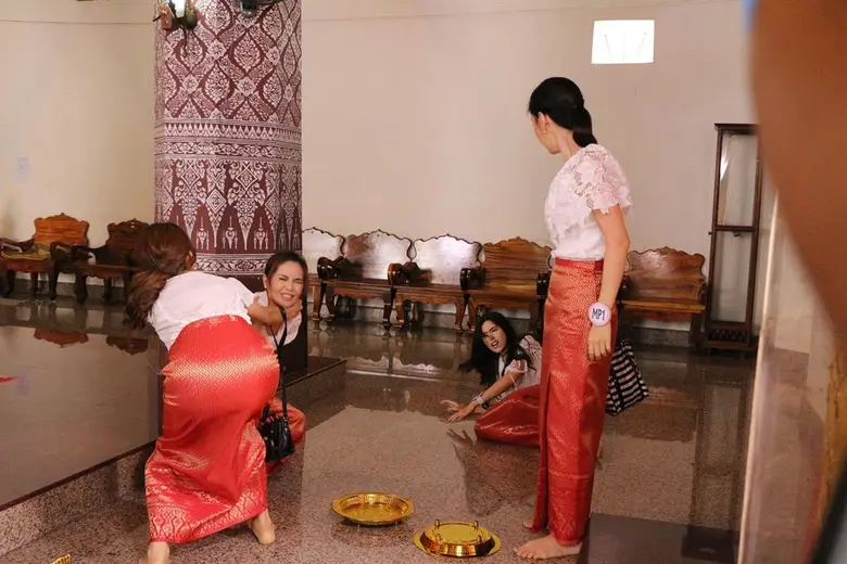 “ยีนส์ - ฝ้าย” เหวอ  “เมริซ่า-น้ำตาล” จัดฉากรุมตบในวัด