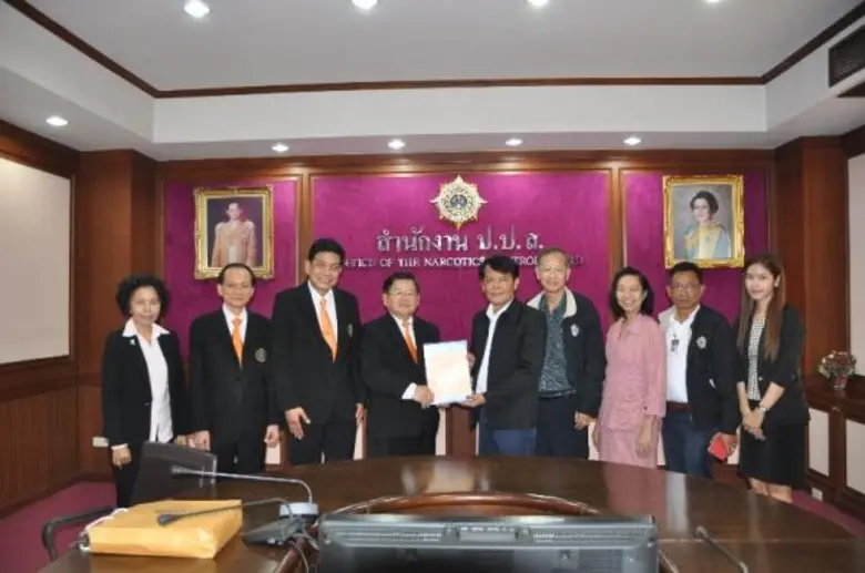 บริษัท สหประกันชีวิตชีวิต จำกัด (มหาชน) โ...
