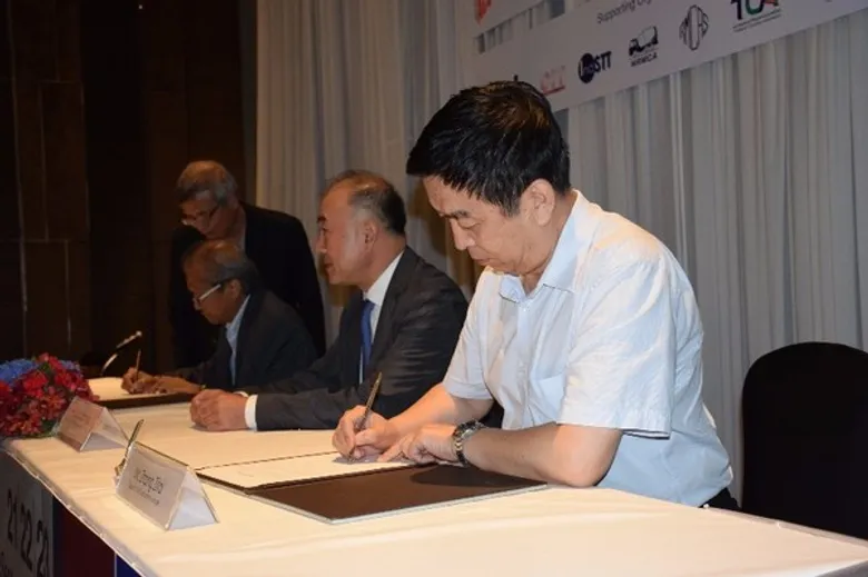 งานแสดงสินค้าคอนกรีตและการก่อสร้างแห่งเอเชีย Concrete Asia 2016