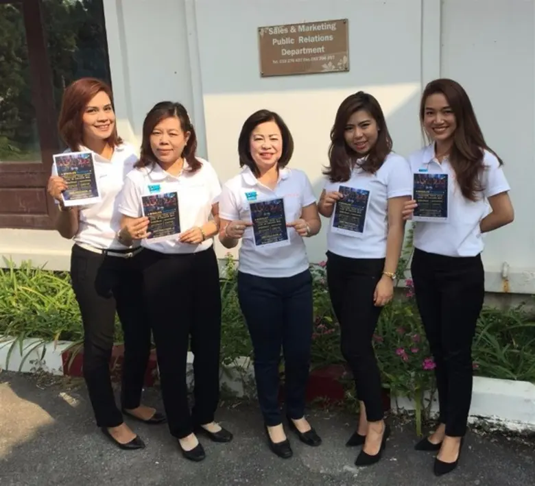 ผกาพรรณ จันทร์พิมพ์ นำทีมงานฝ่ายขายและการ...