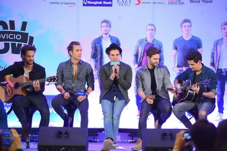 5 หนุ่ม “DVICIO” แถลงข่าวการันตีพร้อมเต็มร้อย!! แฟนมีทติ้ง ร้อง – เล่น – เต้น – คุย สุดใกล้ชิดครั้งแรกในไทย