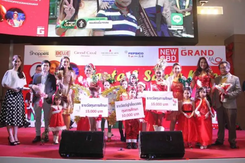 “ฝ้าย เกศโมฬี” จับมือ “แมน วทัญญู”  ร่วมตัดสินงานประกวด “Santa & Santy Kids 2015”