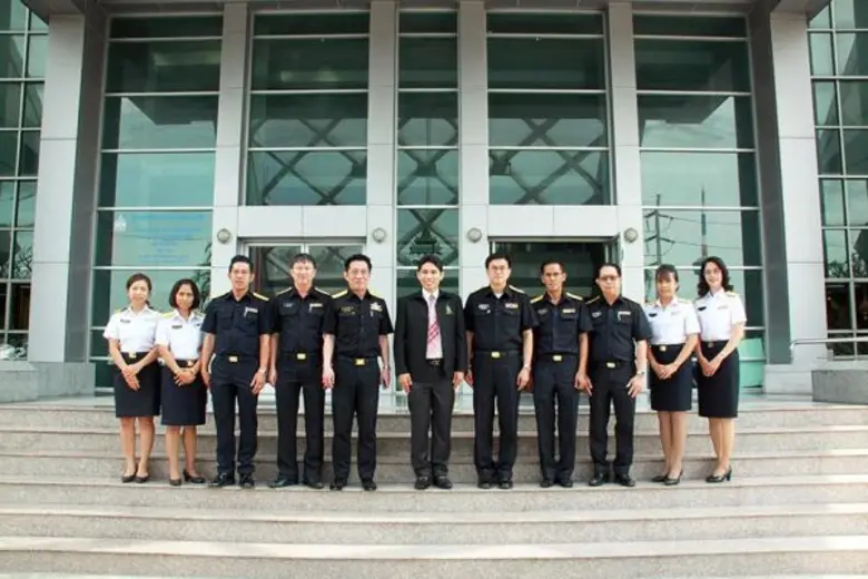 นายจำเริญ โพธิยอด รองอธิบดีกรมศุลกากร รัก...