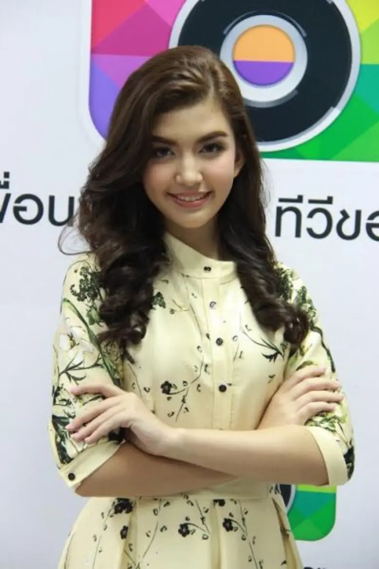 กำลังโด่งดังและพูดถึงในบทบาทนางเอกละครเรื...