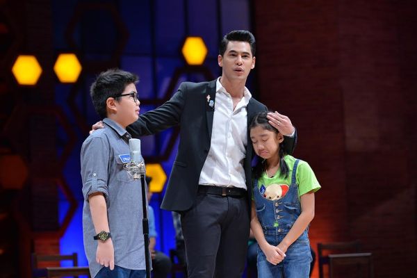 ทีวีไกด์: รายการ “เก่งคิด พิชิตคำ Spelling Star” “น้องฟุตกอล” เด็กเก่งขวัญใจ “เก่งคิด พิชิตคำฯ” จน “ซี-ศิวัฒน์” ยอมใจ!!!