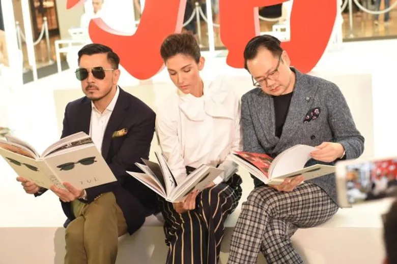 “พี่ตือ” รวบตึงผลงาน 18 ปี ลง "ตือบุ๊ค" ส่งต่อแรงบันดาลใจสู่คนรุ่นใหม่ "คนรักตือ" ต่อคิวรับคับคั่ง!!