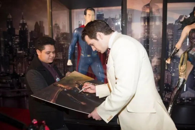เบ็น เอฟเฟลค ,เฮนรี่ คาวิลล์ , แกล กาโดต์ และผู้กำกับ ร่วมงานพรีเมียร์ Batman v Superman: Dawn of Justice ที่ เม็กซิโก